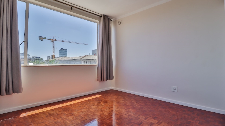 To Let 3 Bedroom Property for Rent in Sea Point Western Cape